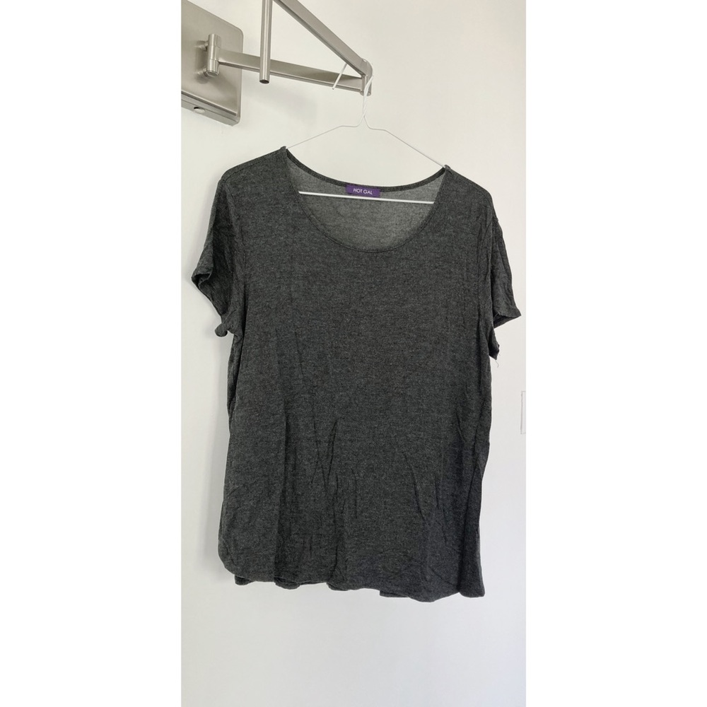 HOT GAL Grey Short Sleeve Top